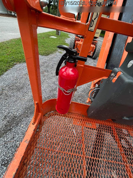 2019 JLG E300AJP