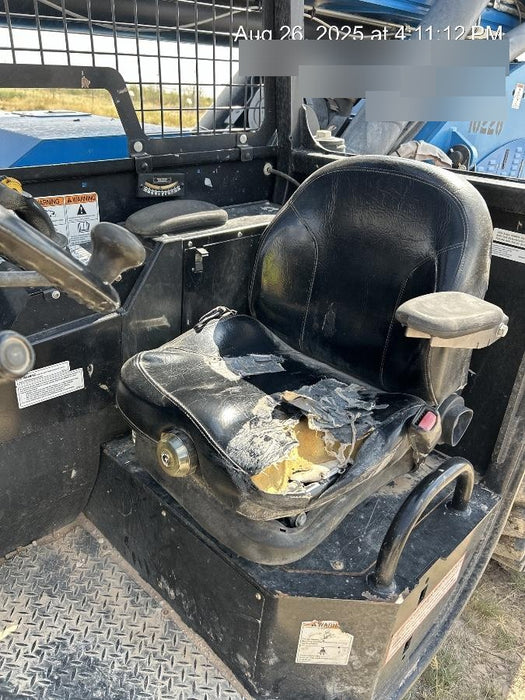 2018 Genie GTH-1056 Genie GTH-1056 w/ROPS, Work Lights, Solid Tires, RH Cab Mesh, Beacon, 60" Carriage and Forks