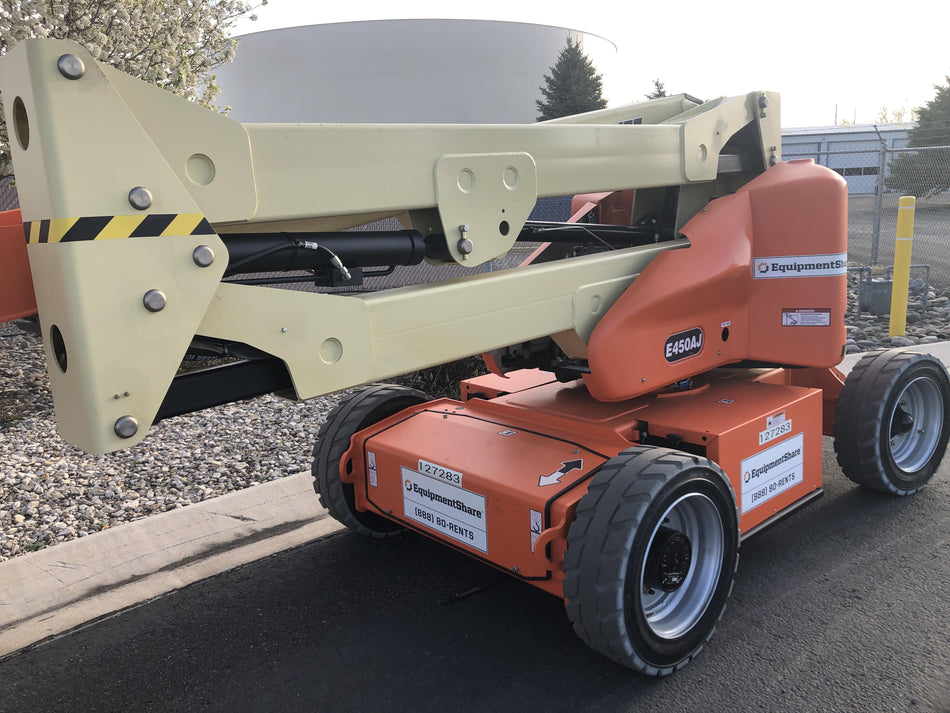 2021 JLG E450AJ