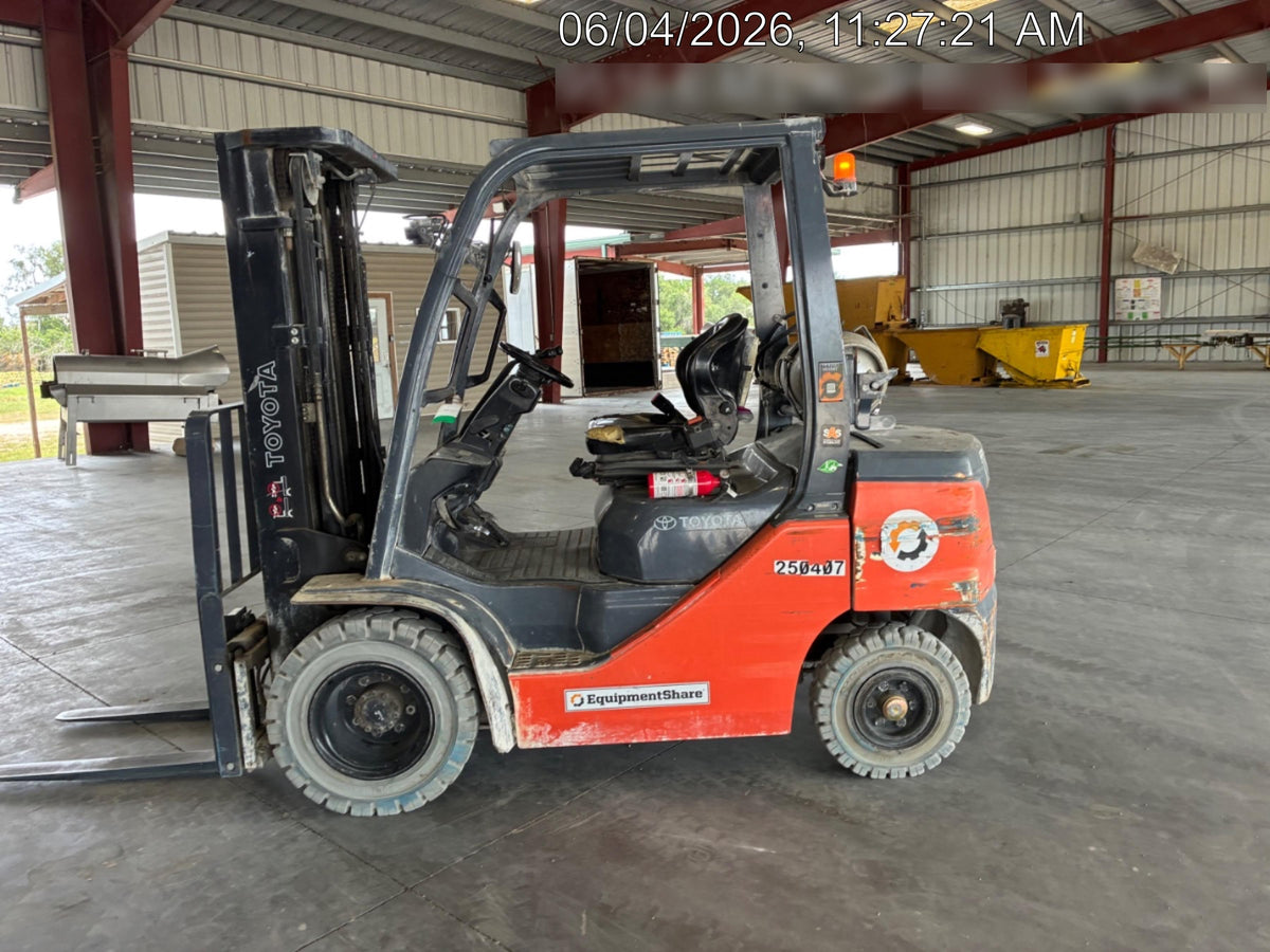 2022 TOYOTA 50-8FGU25