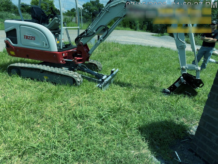 2023 TAKEUCHI TB225R