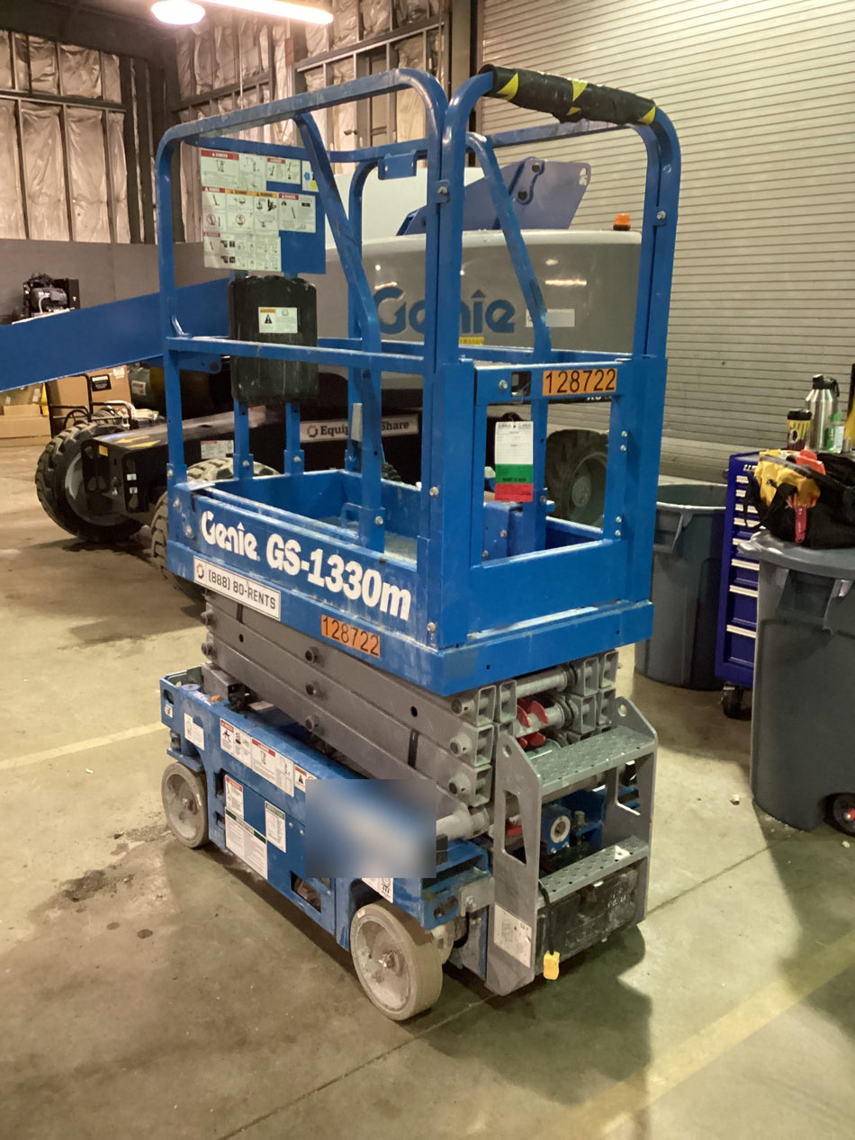2021 GENIE GS-1330m