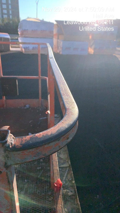 2019 JLG 660SJ