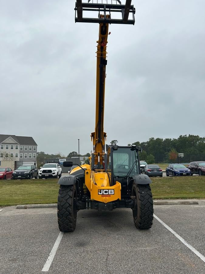 2025 JCB 509-42