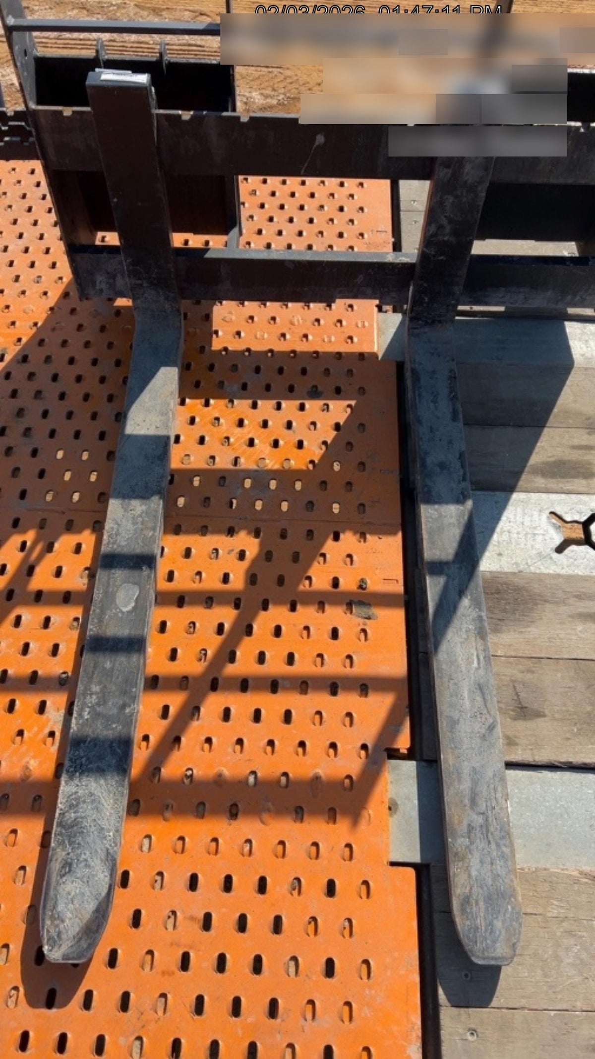 2025 ARROW MATERIAL HANDLING 48" Pallet Forks - Arrow