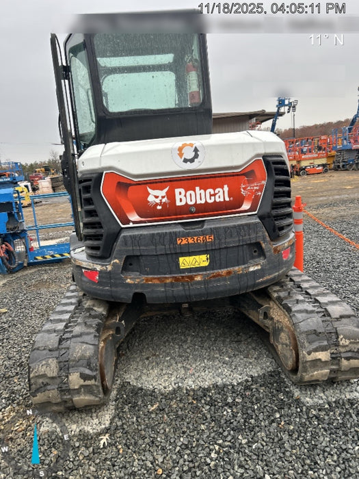 2022 Bobcat E50 Cab/Heat/Air, Rubber Tracks, Manual QC, Hydraulic Thumb