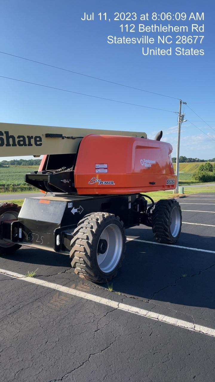 2023 JLG 660SJ