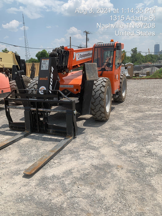 2021 JLG 12054