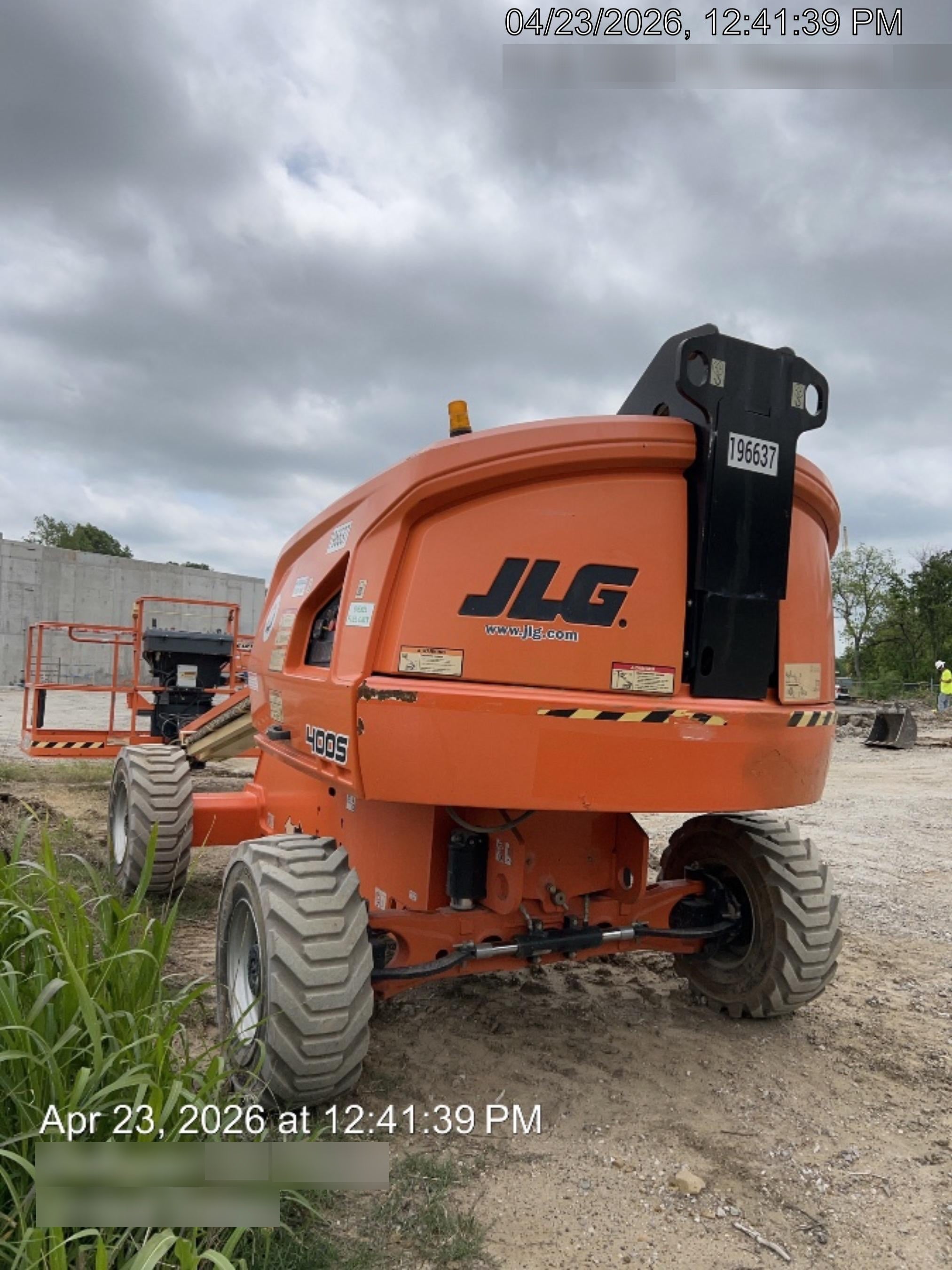 2021 JLG 400S