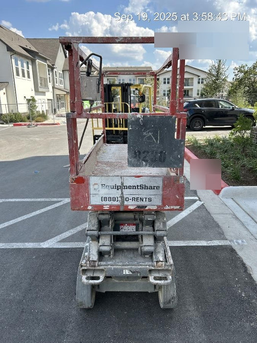 2018 Skyjack SJIII-3226 Skyjack SJIII3226 Scissor Lift w/Trojan Batteries