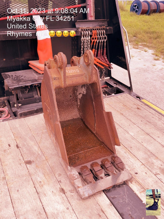 2018 WERK-BRAU 18" Bucket - Werk-Brau