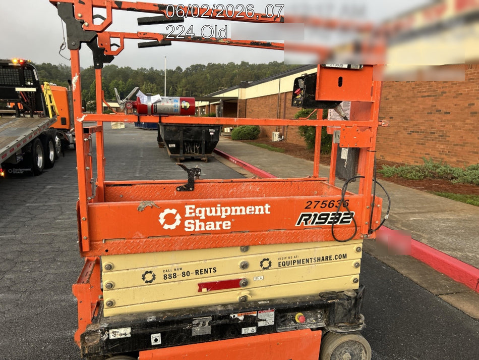 2022 JLG R1932