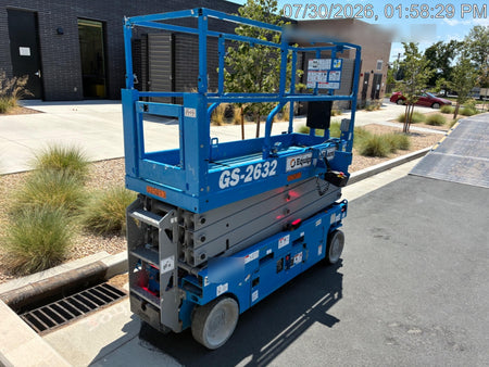 2023 GENIE GS-2632
