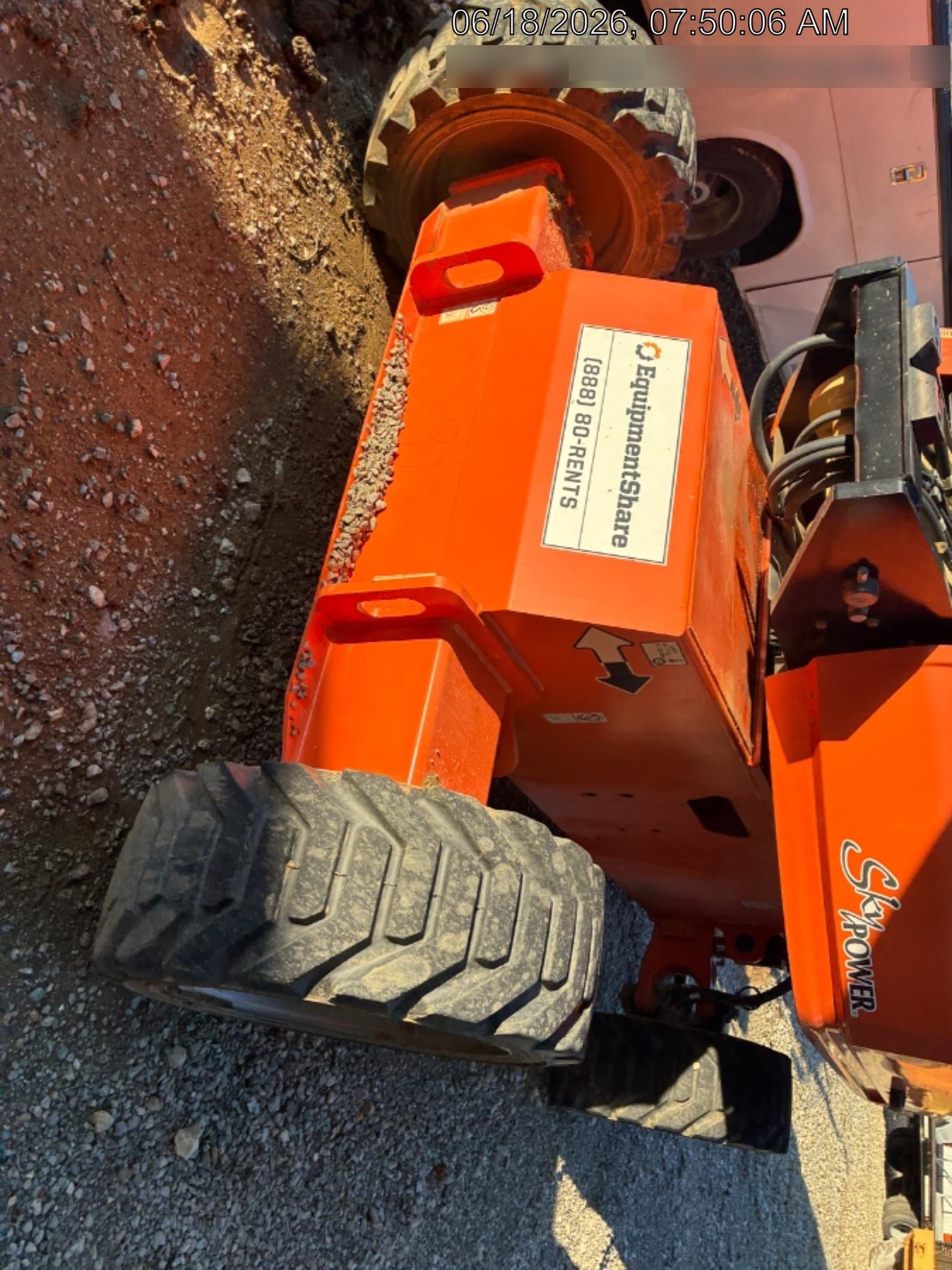 2020 JLG 660SJ