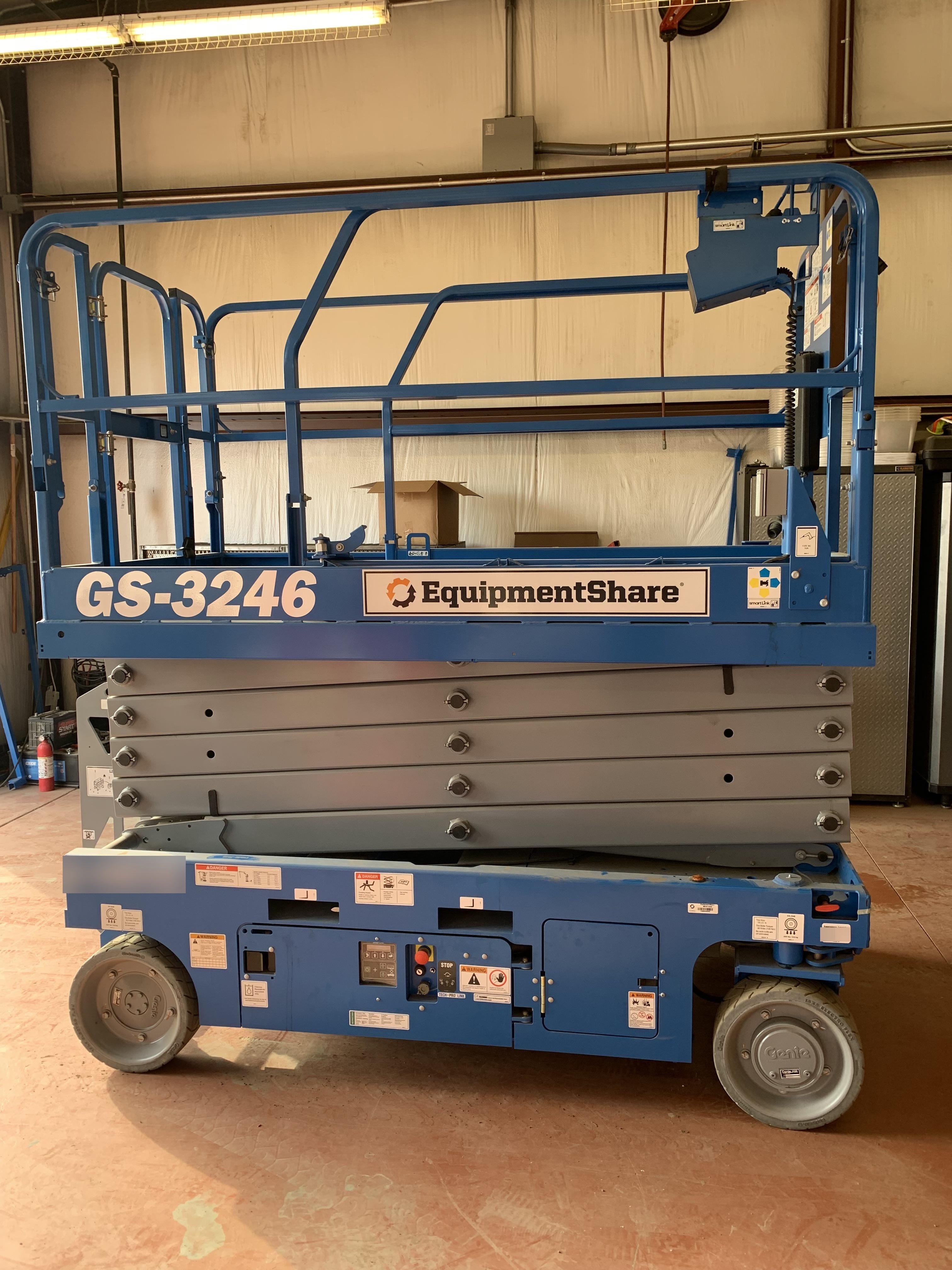2022 GENIE GS-3246