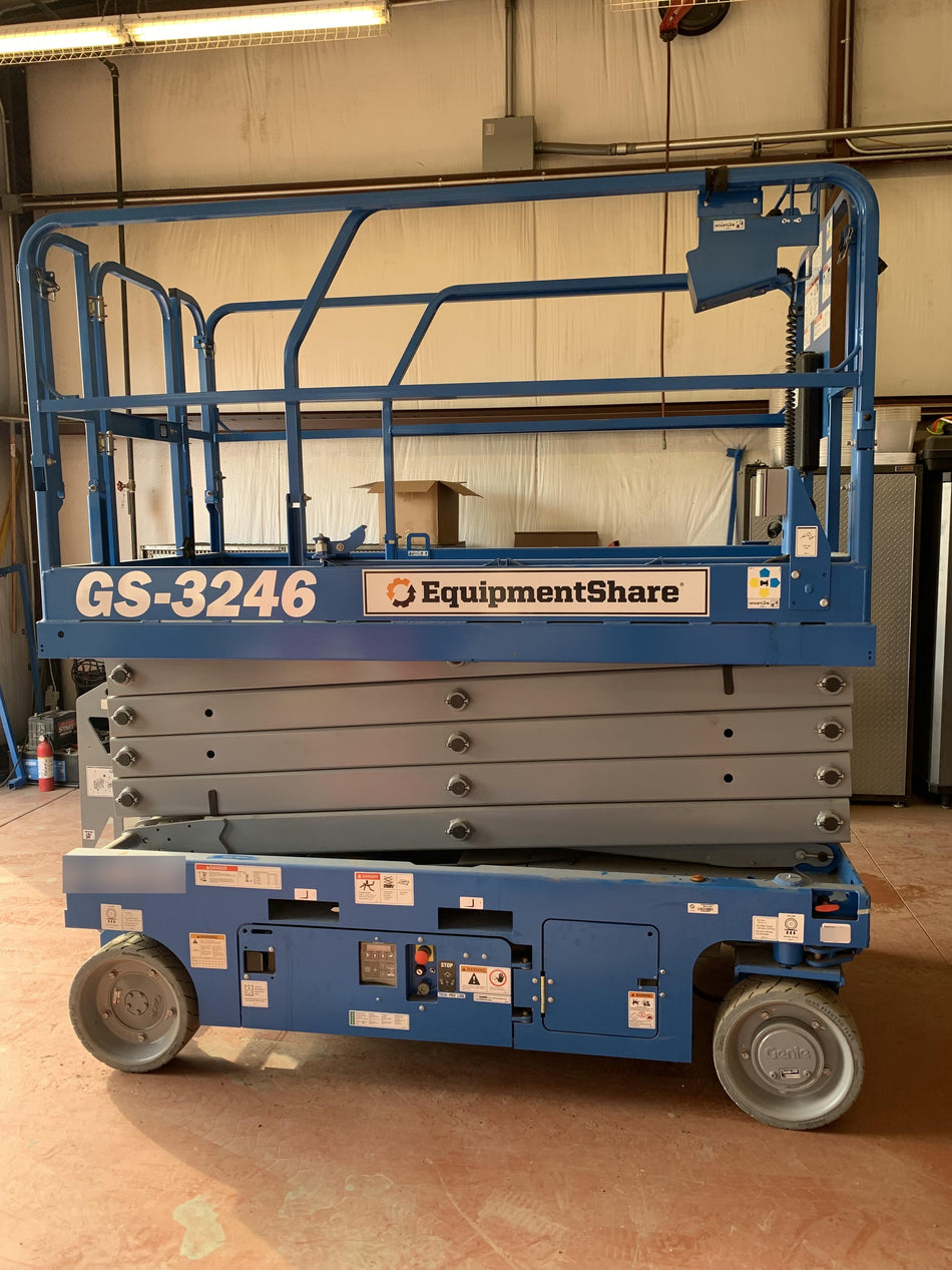 2022 GENIE GS-3246