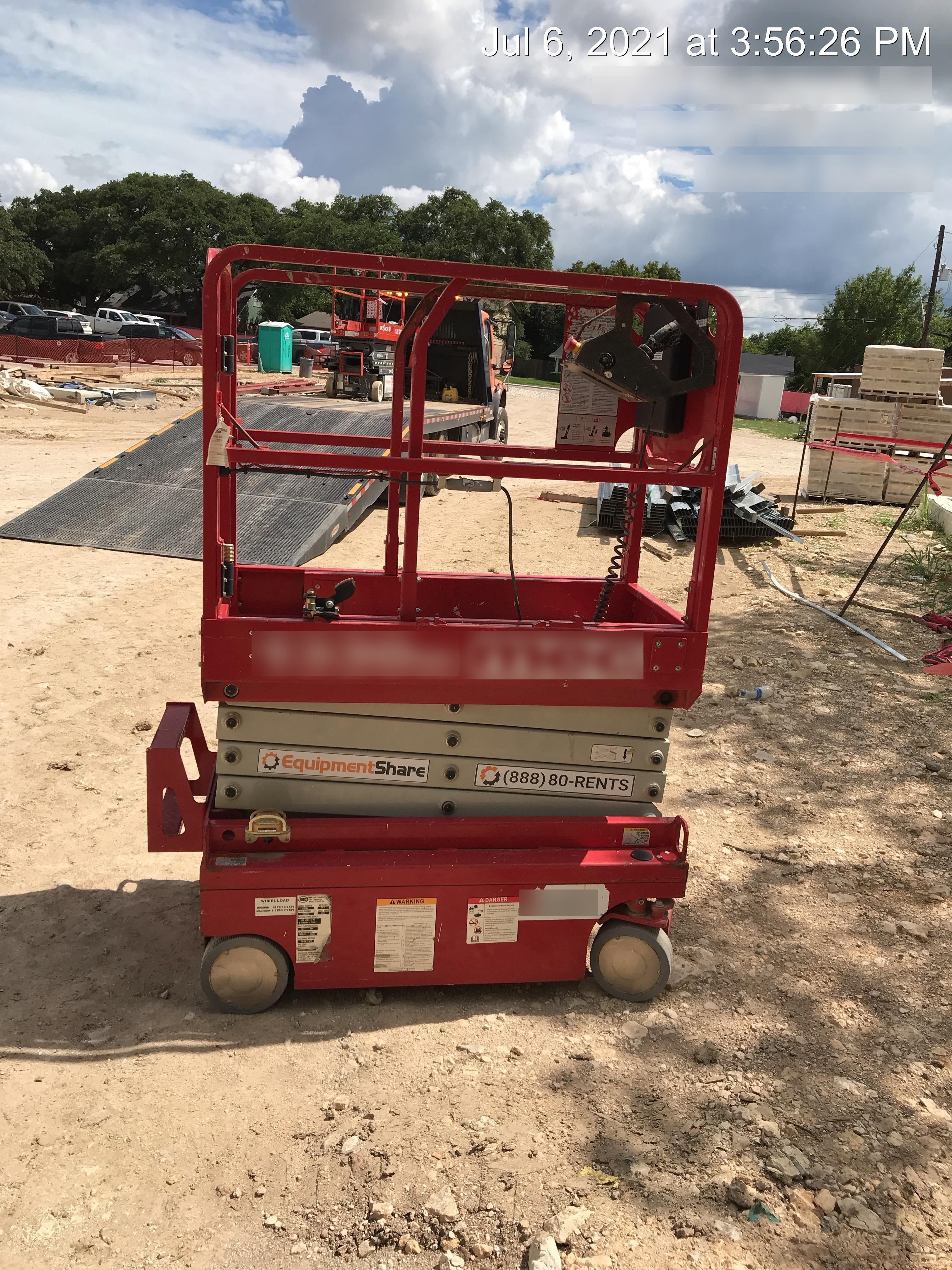 2019 MEC 1330SE MEC 1330SE w/ES Track Hardware, Full Extended 2 Year Warranty