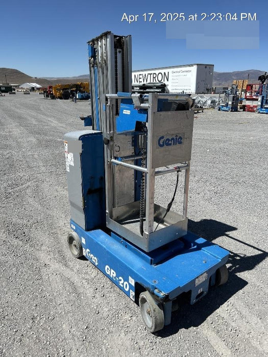 2019 GENIE GR-20