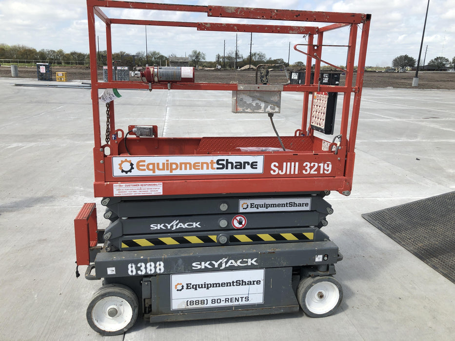 2018 SKYJACK SJIII-3219