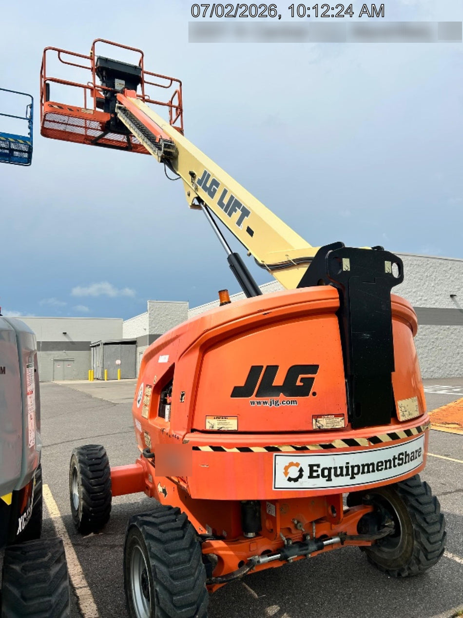 2020 JLG 400S