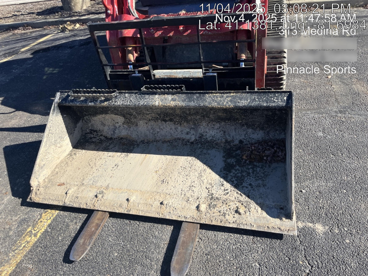 2025 ARROW MATERIAL HANDLING 48" Pallet Forks - Arrow