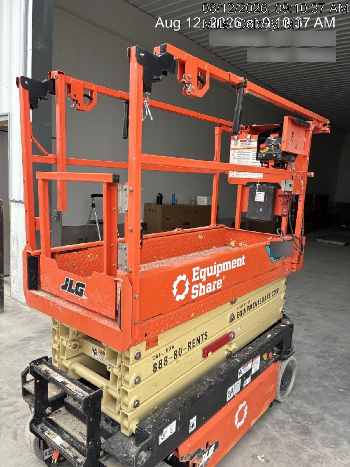 2025 JLG ES1932