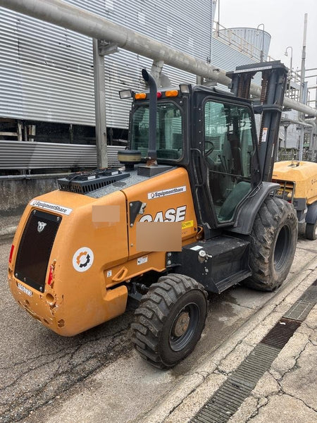 2021 CASE 588H