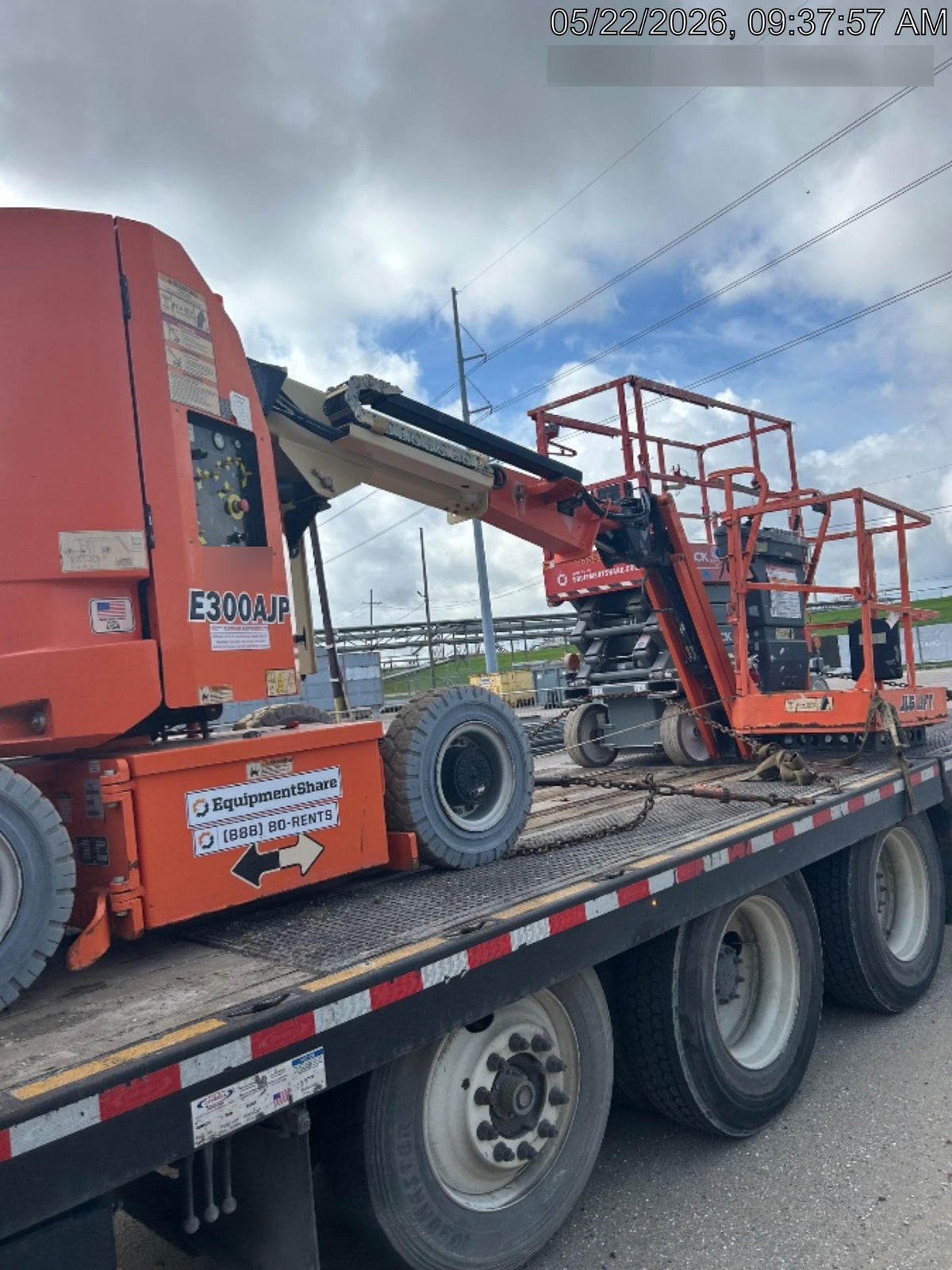 2019 JLG E300AJP