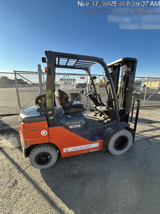 2022 TOYOTA 50-8FGU25