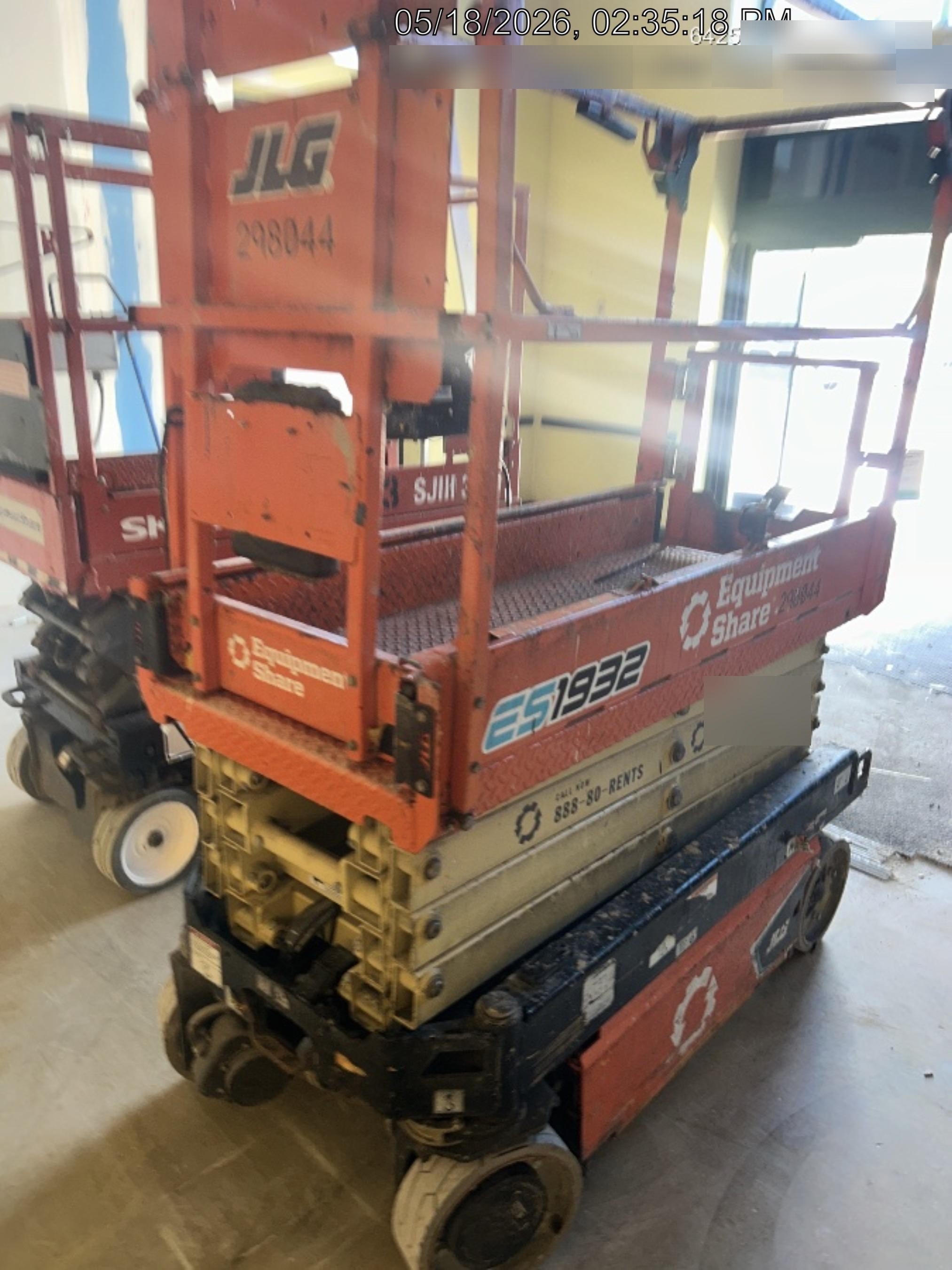 2023 JLG ES1932