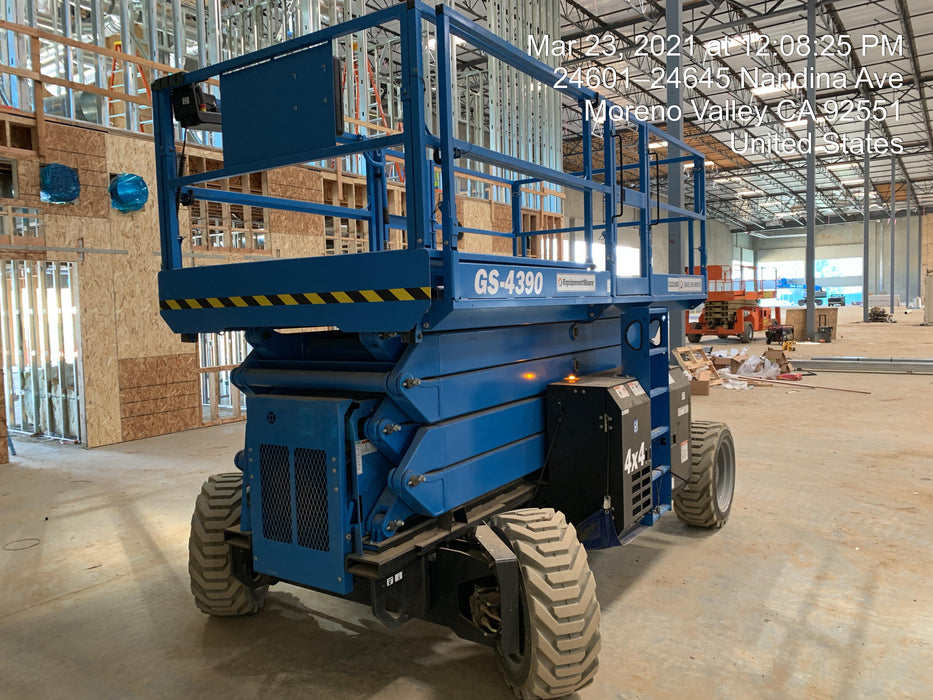 2020 GENIE GS-4390 RT