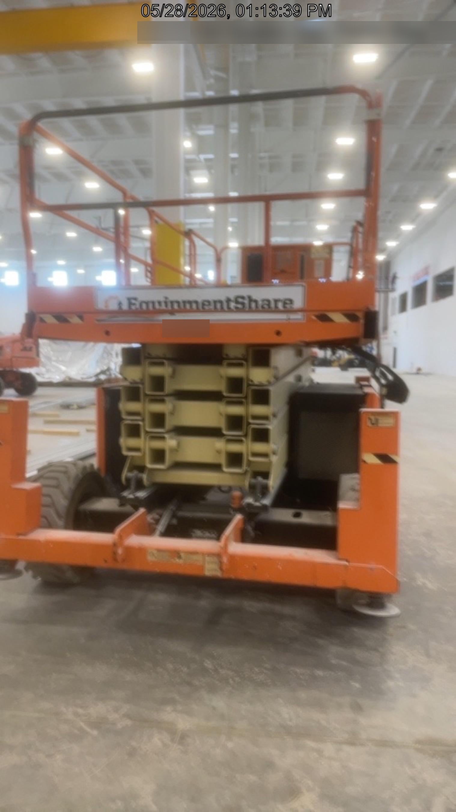 2020 JLG 430LRT