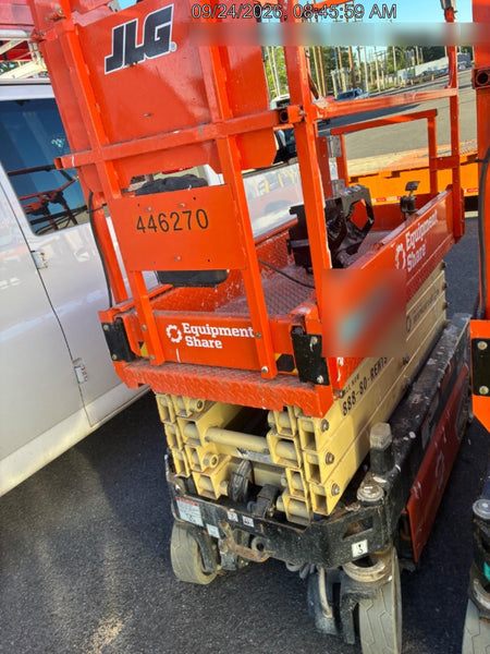 2024 JLG ES1932
