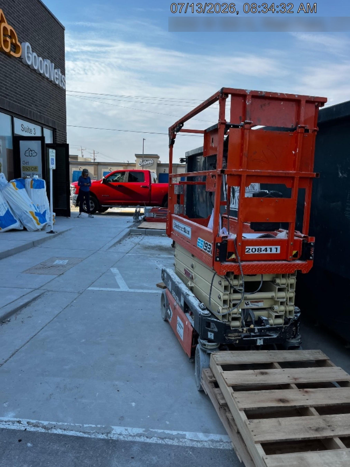 2022 JLG ES1932