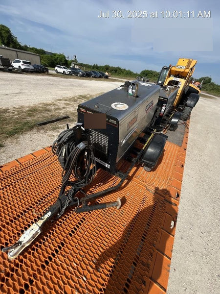 2019 Lincoln Electric Vantage 322 Lincoln Vantage 322 Welder w/Trailer, Light Kit, Cable Rack