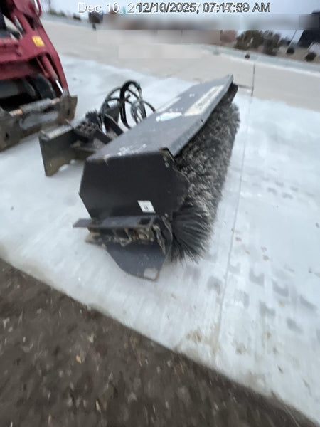 2019 PALADIN Sweepster SB72