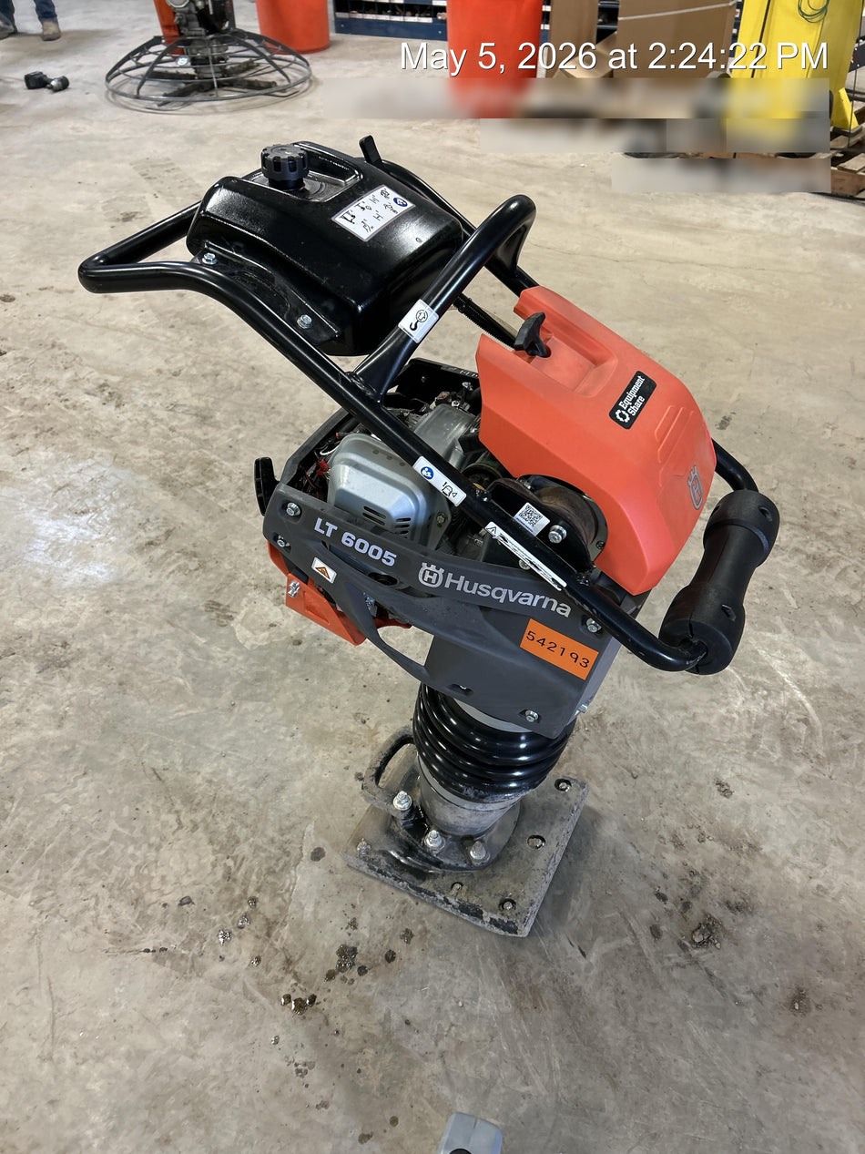 2025 HUSQVARNA LT6005