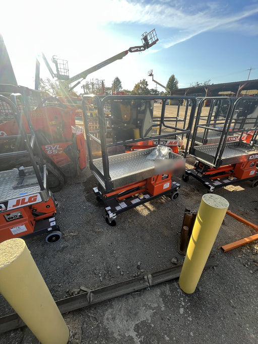 2023 JLG 1030P