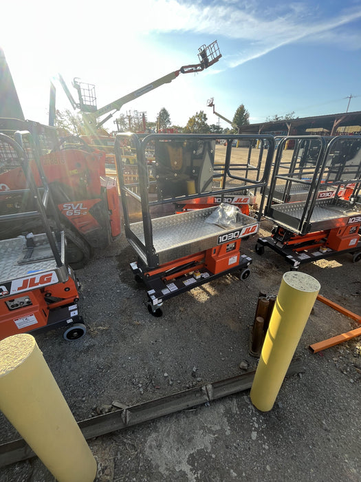 2023 JLG 1030P