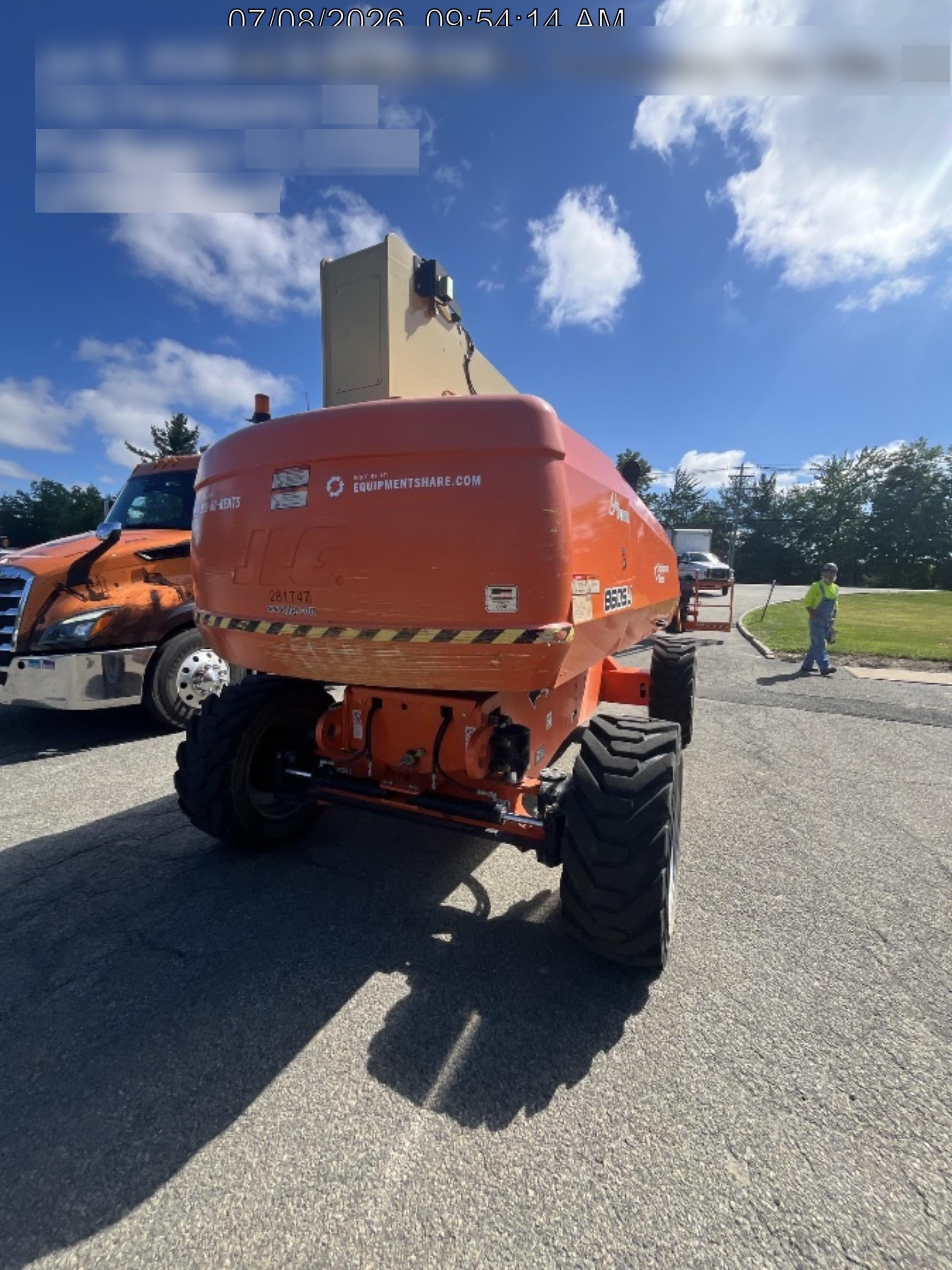 2022 JLG 860SJ