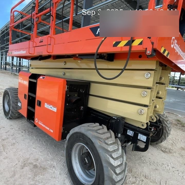 2025 JLG RT4394