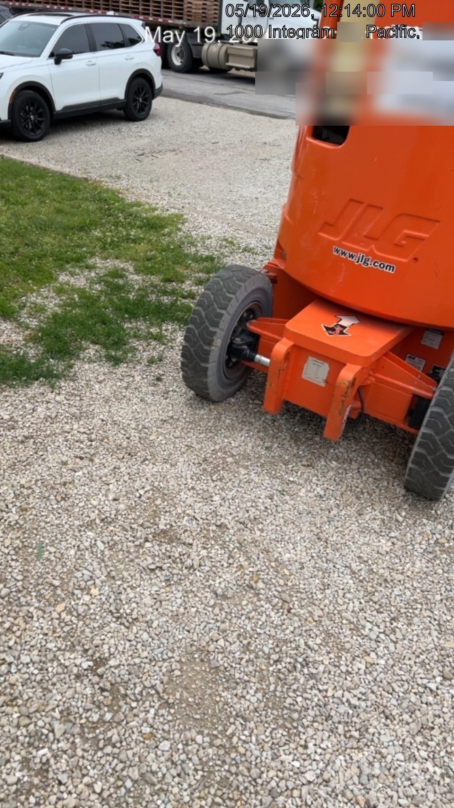 2019 JLG E300AJP