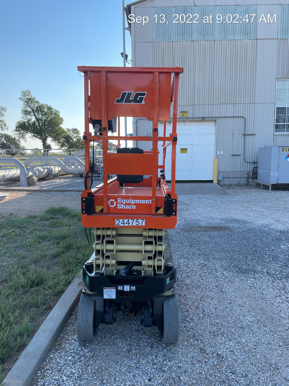2022 JLG ES2632
