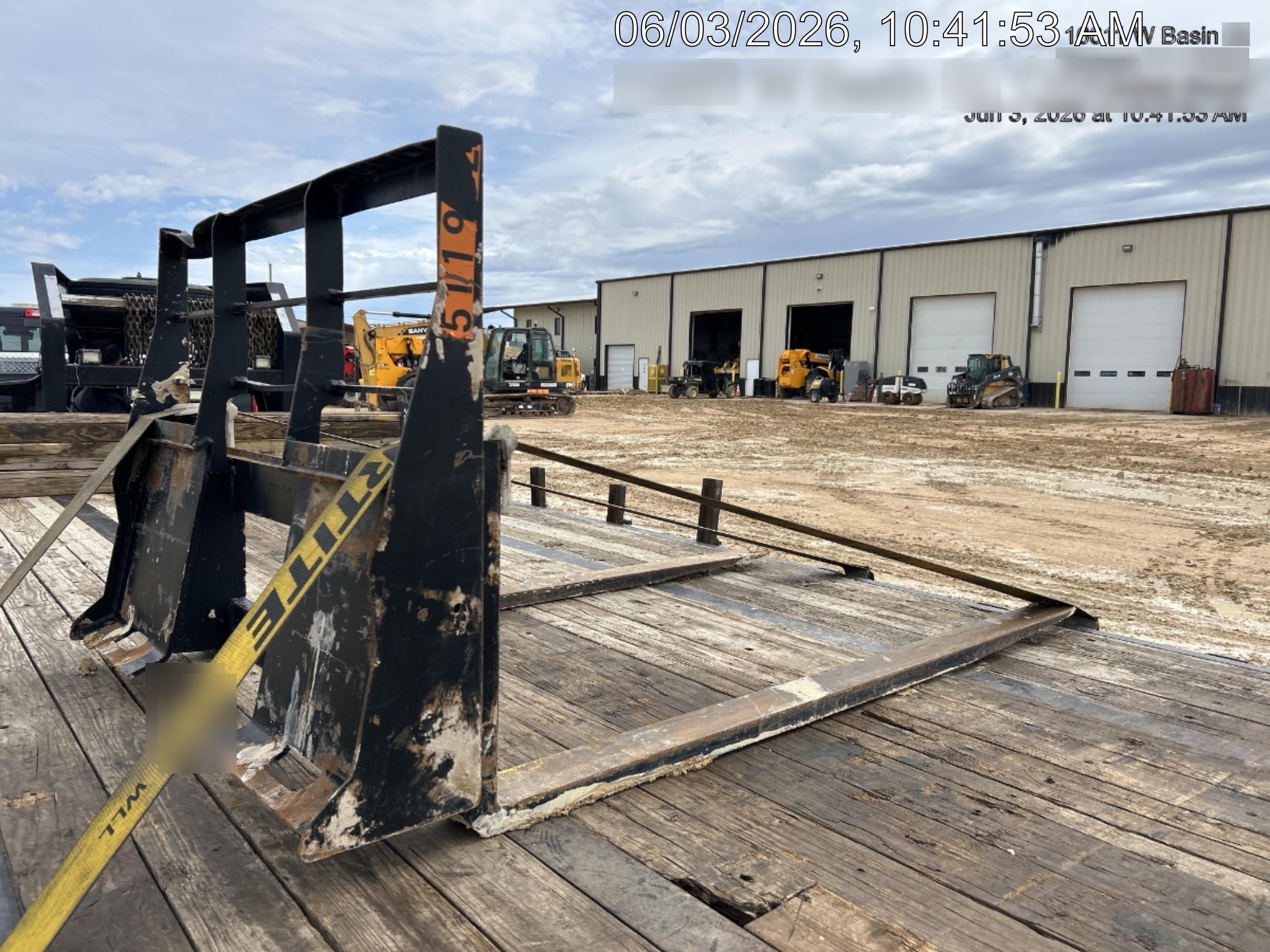 2025 ARROW MATERIAL HANDLING F5100CB - 72"