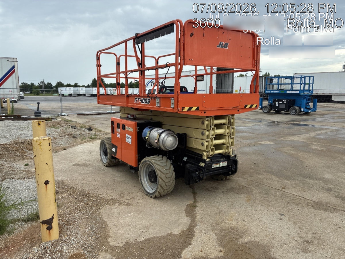 2021 JLG RT4069
