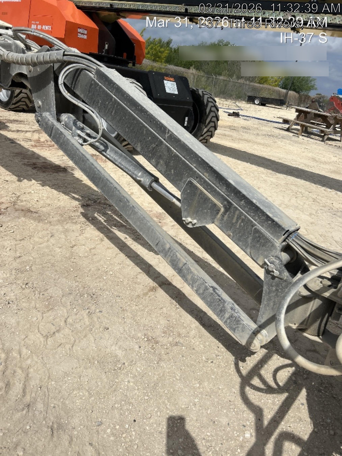 2025 JLG 660SJ