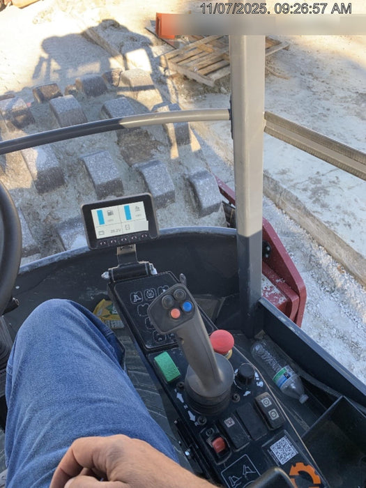 2024 DYNAPAC CA2500PD