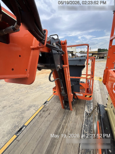 2022 JLG E300AJP