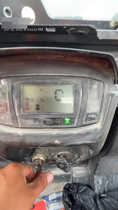 Kubota RTV-X1140W-H 4wd Utility Cart, LED Strobe, Windshield Tempered Glass, Pastic Canopy, Wire Harness Kit, Backup Alarm