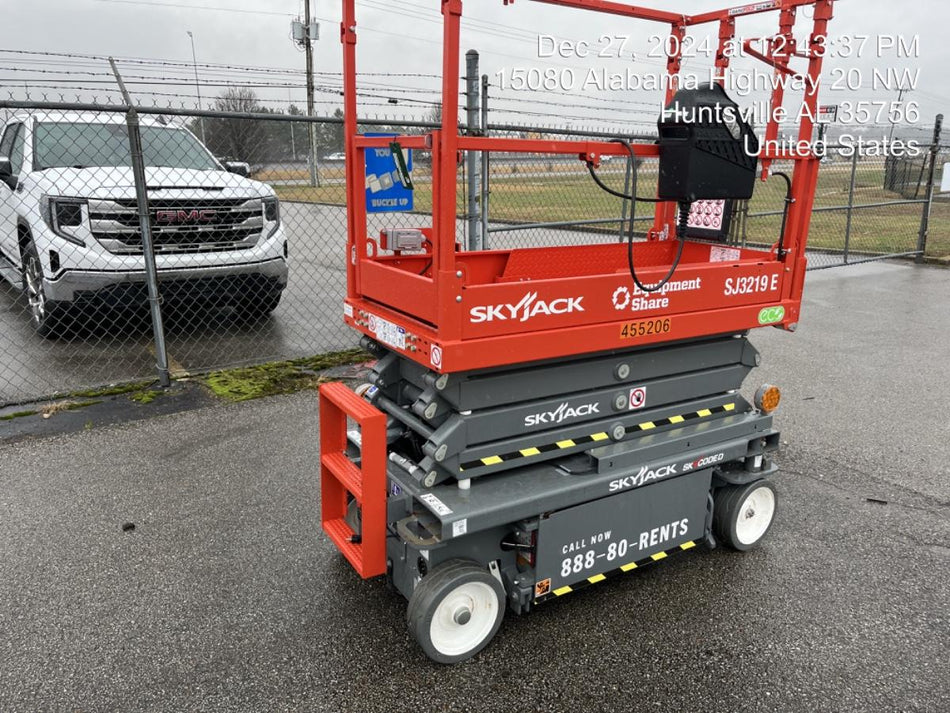2024 Skyjack SJ3219 Electric Drive, Sld NM Tires, DBcns, RFRails, Power to Platform, T3 + Access Control
